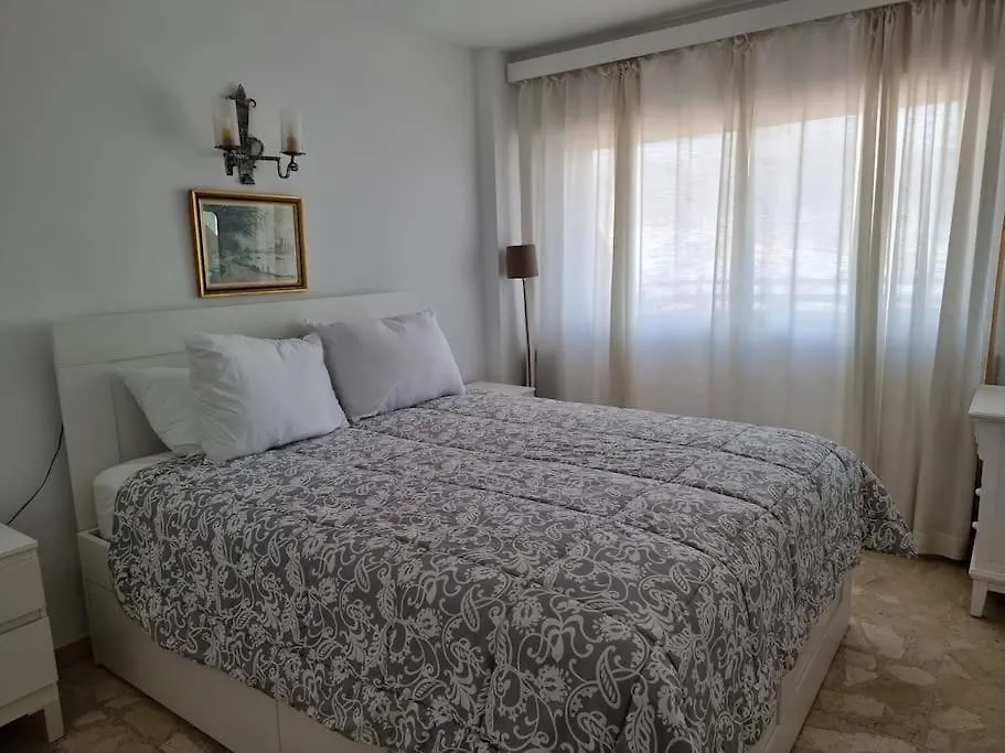 Apartamento En Playa De Los Boliches Fuengirola